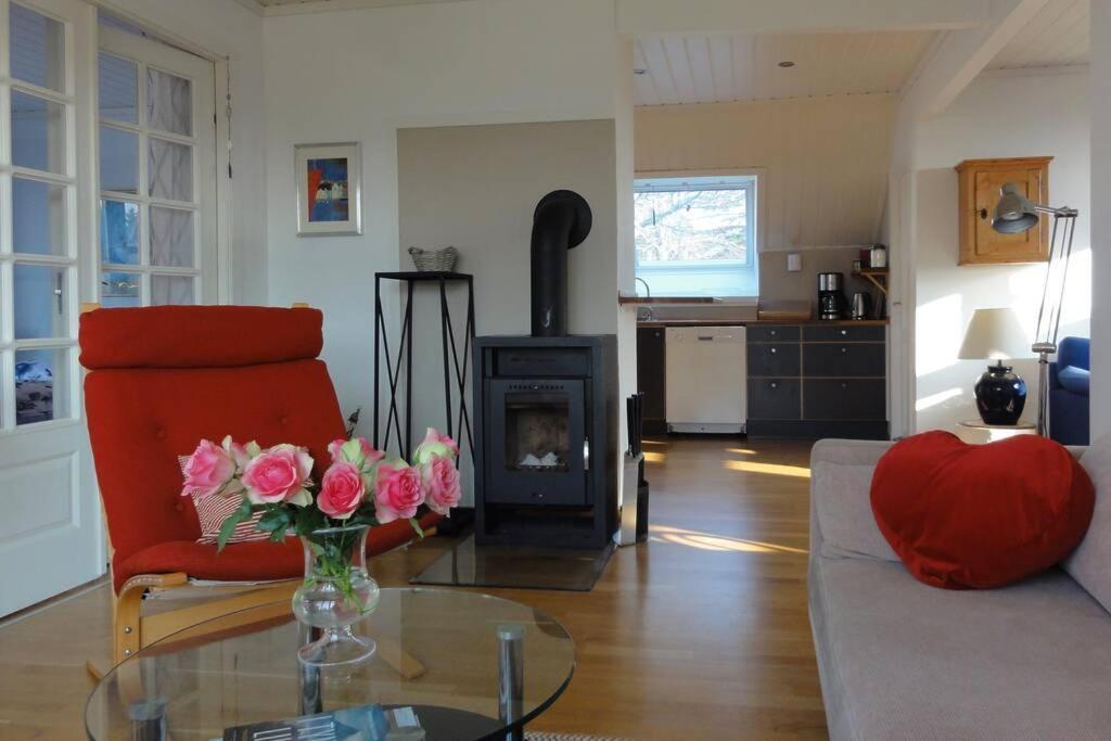Charming Flat In Cosy Farmhouse Skudeneshavn Exterior photo